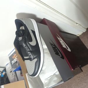 Nike Men's Black and Gray Sneakers